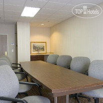 Holiday Inn Express Hotel & Suites Ex I-71 Oh State Fair Expo Ctr 