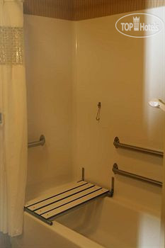 New photos from tourists Hampton Inn Mansfield Ontario 2*