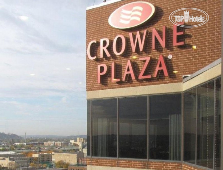 Hotel photo Crowne Plaza Dayton 4*