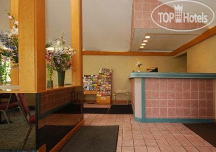 New photos from tourists Econo Lodge Streetsboro 2*