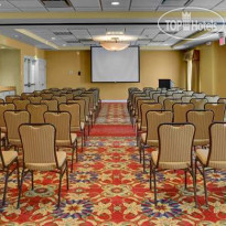 Hilton Garden Inn Akron-Canton Airport 