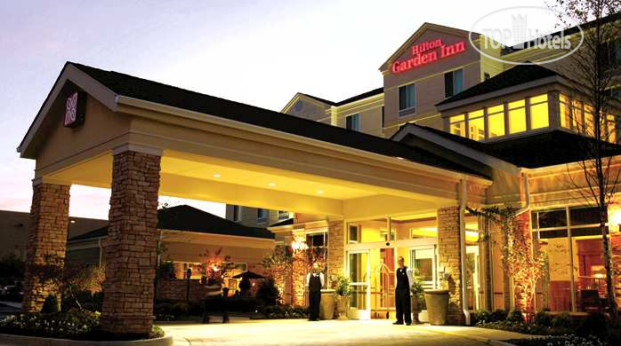 Hotelier's photos Hilton Garden Inn Cincinnati Mason 3*