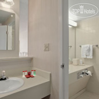 Ramada Elyria 