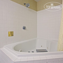 Holiday Inn Express Cincinnati-West Chester 