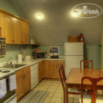 Alexandras Bed and Breakfast 