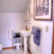 Alexandras Bed and Breakfast 