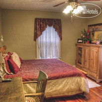 Alexandras Bed and Breakfast 