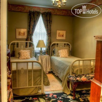 Alexandras Bed and Breakfast 