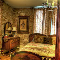 Alexandras Bed and Breakfast 