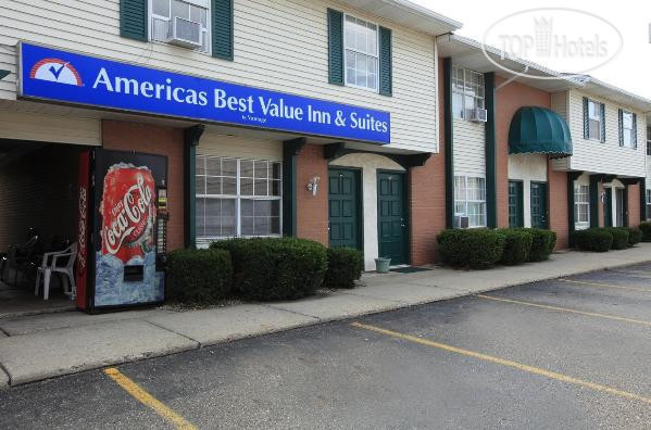 Hotelier's photos Americas Best Value Inn & Suites-Canton 2*