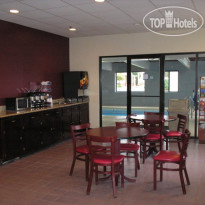 Red Roof Inn & Suites Middletown - Franklin 