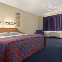 Red Roof Inn & Suites Cleveland - Elyria 