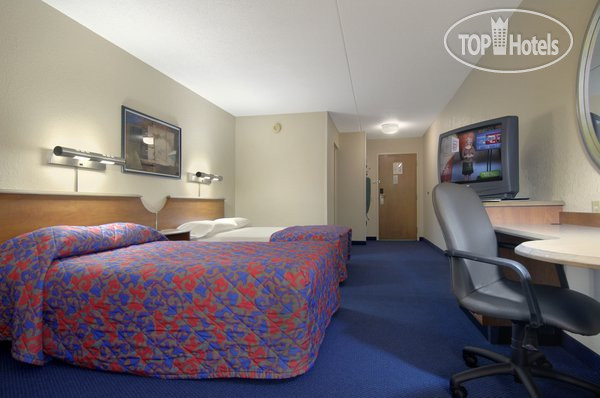 Red Roof Inn & Suites Cleveland - Elyria