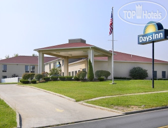 Hotelier's photos Days Inn Hillsboro
