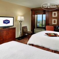 Hampton Inn Cleveland Downtown 