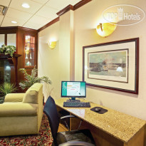 La Quinta Inn & Suites Cincinnati Sharonville 