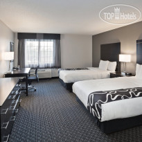 La Quinta Inn & Suites Cleveland Macedonia 