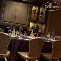 The Del Monte Lodge Renaissance Rochester Hotel & Spa 