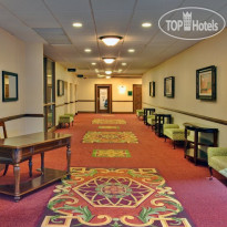 Holiday Inn Rochester Airport 