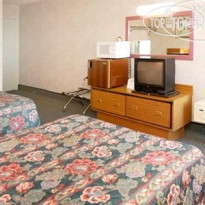 Econo Lodge Inn & Suites Plattsburgh