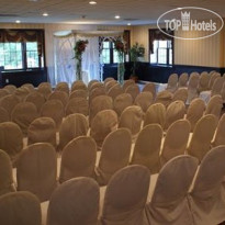 Clarion Hotel at the Century House 