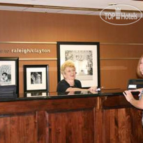 Hampton Inn Raleigh Clayton I-40 Ресепшн