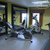 Hampton Inn Raleigh Clayton I-40 Фитнес-центр