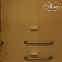 Hampton Inn Raleigh Clayton I-40 Ванная комната