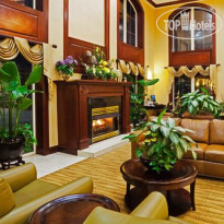 Holiday Inn Express Hotel & Suites Asheville-Biltmore Square Mall