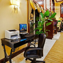 Holiday Inn Express Hotel & Suites Asheville-Biltmore Square Mall