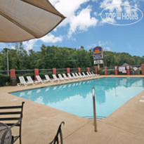 Best Western of Asheville Biltmore East бассейн