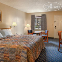 Days Inn Asheville North 