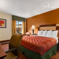 Days Inn Biltmore East 