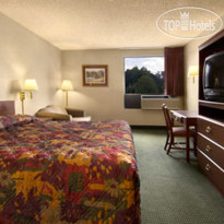 Super 8 Raleigh North East 