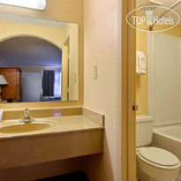 Super 8 Raleigh North East 