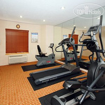 Econo Lodge Inn & Suites 