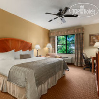 Baymont Inn & Suites Asheville Biltmore Jacuzzi Suite