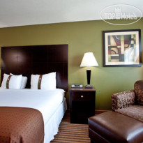 Holiday Inn Charlotte-Center City 