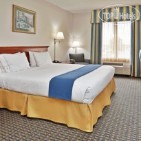 Holiday Inn Express Hotel & Suites Wilson-Downtown 