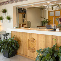 Super 8 Charlotte Amusement Park Area 