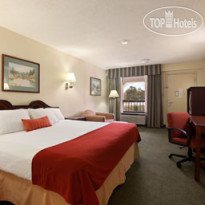 Ramada Huntersville 