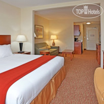 Holiday Inn Express Hotel & Suites Greensboro - Airport Area