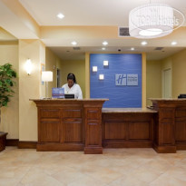 Holiday Inn Express Hotel & Suites Greensboro - Airport Area
