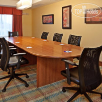 Holiday Inn Express Hotel & Suites Greensboro - Airport Area