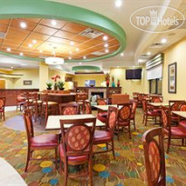 Holiday Inn Express Greensboro-(I-40 at Wendover) 