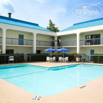 Baymont Inn & Suites Camp Lejeune 