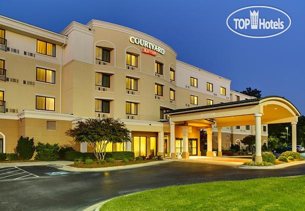 Hotelier's photos Courtyard High Point 3*