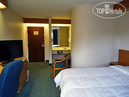 New photos from tourists Motel 6 Hickory 2*