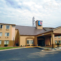 Motel 6 Hickory 