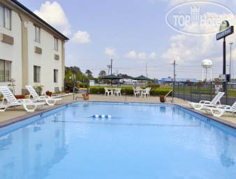 New photos from tourists Days Inn Havelock 2*